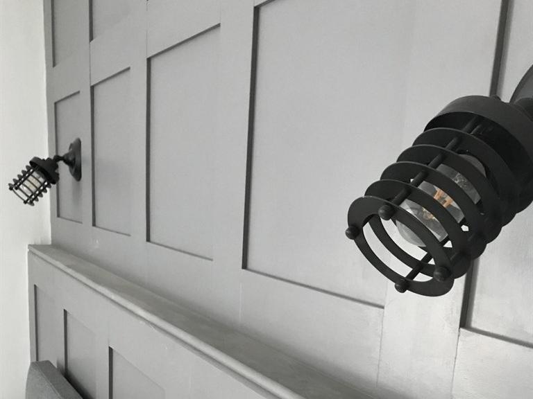 넘버 16 호텔 시햄 객실 사진 A wall-mounted spotlight